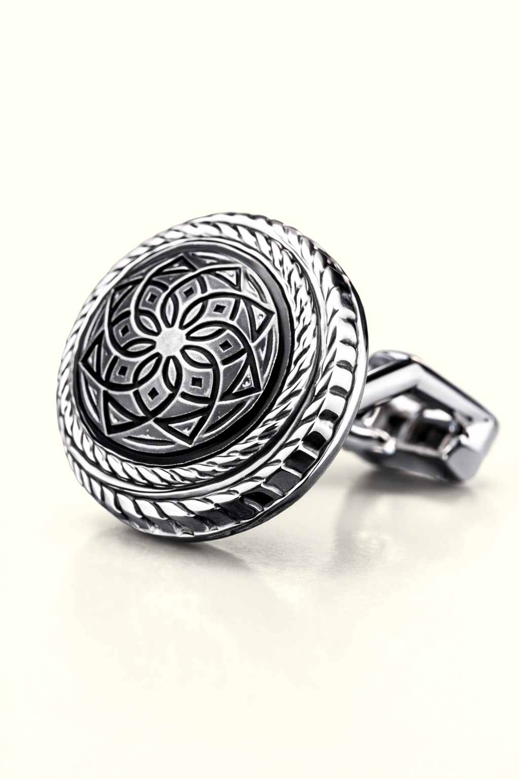 Royal Helix Crest Cufflink