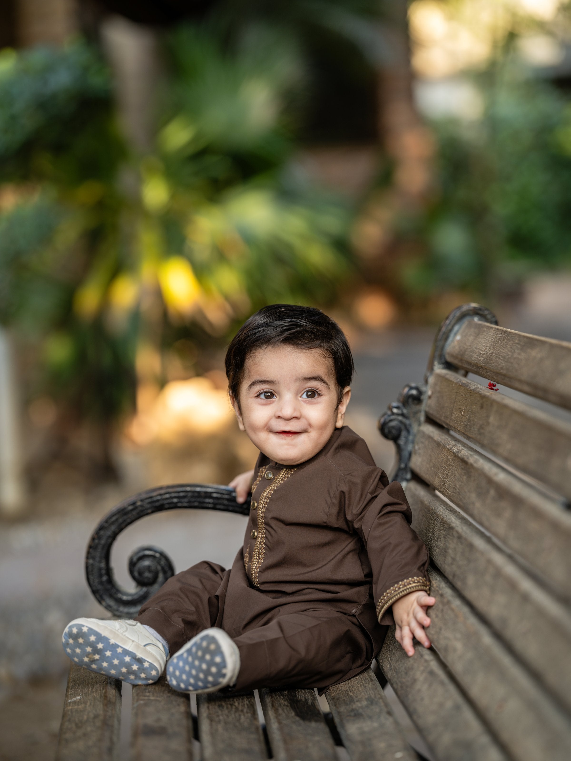 Embroidered Classic – Chocolate Brown